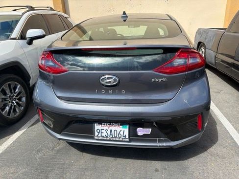 Used 2018 Hyundai Ioniq Limited FWD image 9
