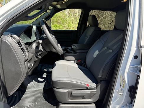 New 2026 RAM 5500 Tradesman AWD/4WD image 12