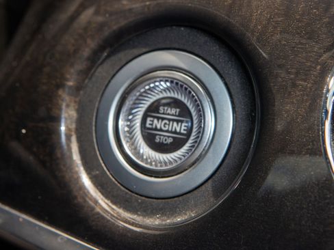 Used 2018 Mercedes-Benz S 450 4MATIC Sedan w/ Premium Package image 30