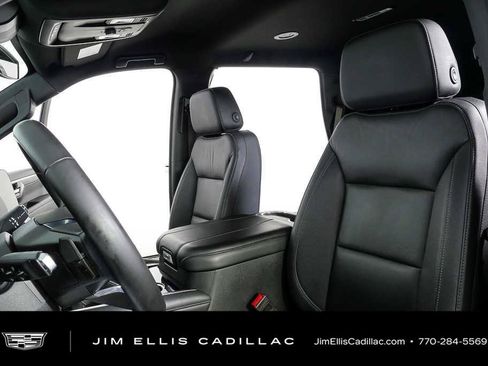 Used 2025 Chevrolet Tahoe LT AWD/4WD image 5