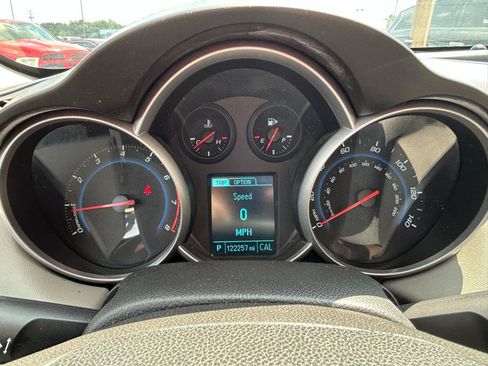 Used 2014 Chevrolet Cruze LS FWD image 21