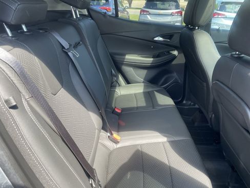 Used 2023 Buick Encore GX Essence w/ Experience Buick Package image 19