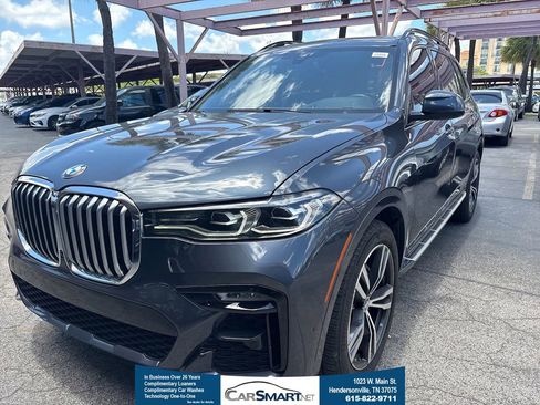 Used 2022 BMW X7 xDrive40i w/ M Sport Package AWD/4WD image 1