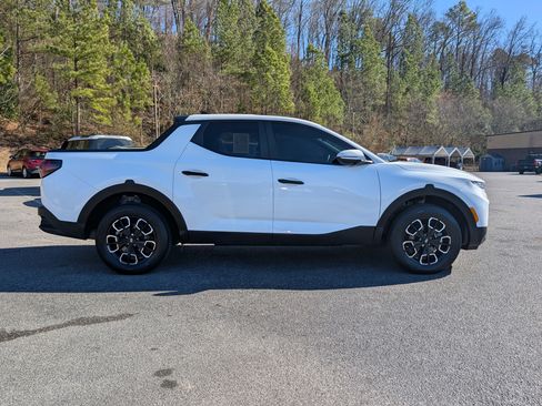 Used 2023 Hyundai Santa Cruz SEL image 11