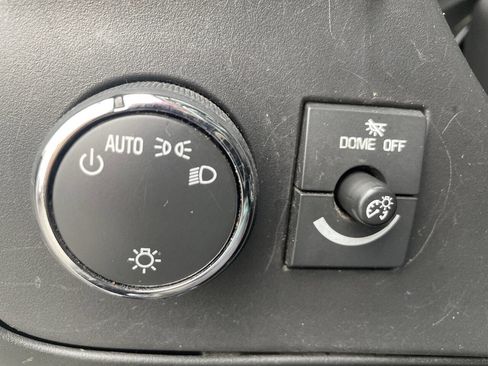 Used 2021 Chevrolet Express 2500 w/ Driver Convenience Package image 13