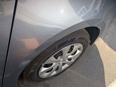 Used 2023 Toyota Corolla LE image 4