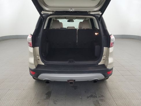 Used 2017 Ford Escape Titanium image 29