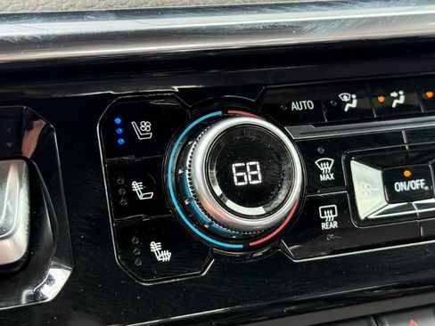 Used 2024 GMC Sierra 1500 Denali w/ Denali Reserve Package image 36