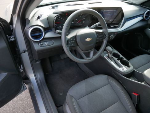 Certified 2024 Chevrolet Trax LS w/ LS Convenience Package image 20