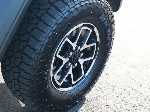 New 2026 Jeep Gladiator Rubicon AWD/4WD image 9