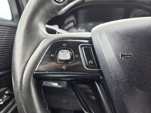 Used 2022 Lincoln Corsair AWD w/ Equipment Group 101A image 21