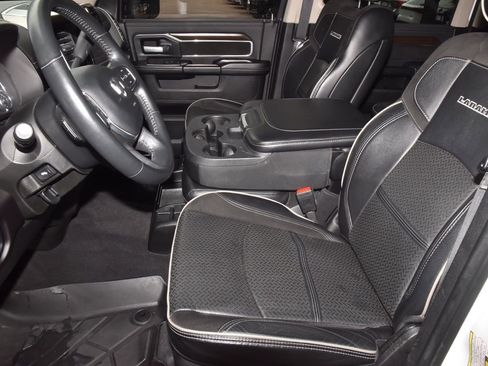 Used 2024 RAM 2500 Laramie image 13