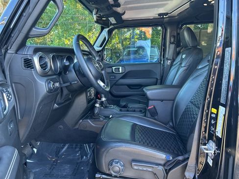 Certified 2021 Jeep Wrangler Unlimited Sahara image 9