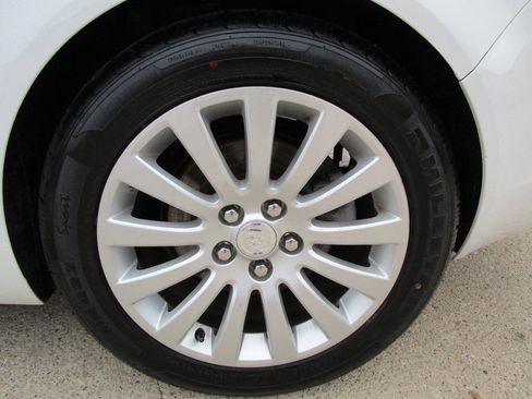 Used 2011 Buick Regal CXL Turbo w/ TO3 Preferred Equipment Group image 14