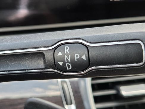 Used 2023 Mercedes-Benz GLS 450 4MATIC image 38