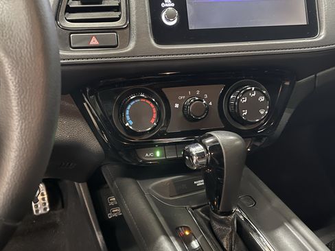 Used 2020 Honda HR-V Sport image 23