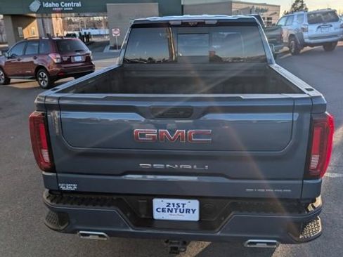 Used 2024 GMC Sierra 1500 Denali w/ Technology Package AWD/4WD image 8