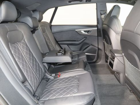 Used 2024 Audi SQ8 Premium Plus image 16