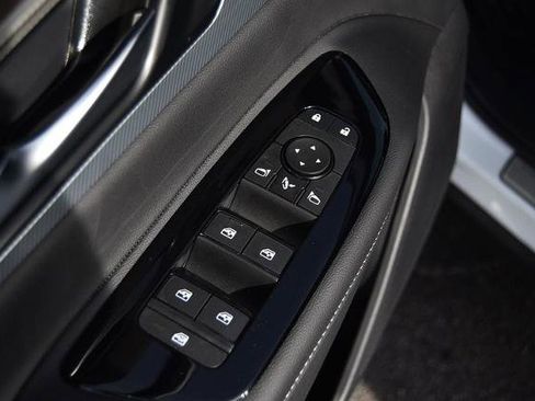 New 2026 Nissan Murano Platinum image 9