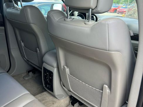 Used 2012 Jeep Grand Cherokee Laredo AWD/4WD image 5