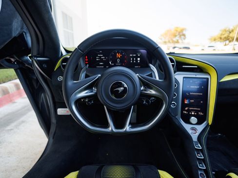 Used 2024 McLaren 750S Spider Ceramic Brakes Front Li image 50