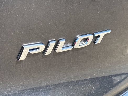 Used 2022 Honda Pilot Special Edition image 12