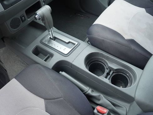 Used 2017 Nissan Frontier SV RWD image 18