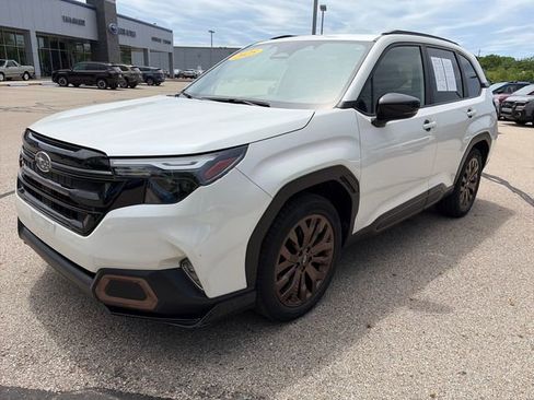 Certified 2025 Subaru Forester Sport AWD/4WD image 3