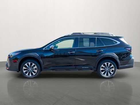 Used 2024 Subaru Outback Touring AWD/4WD image 4