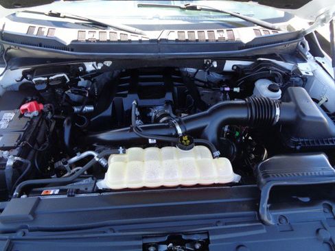 Used 2017 Ford F150 XL w/ XL Power Equipment Group AWD/4WD image 10