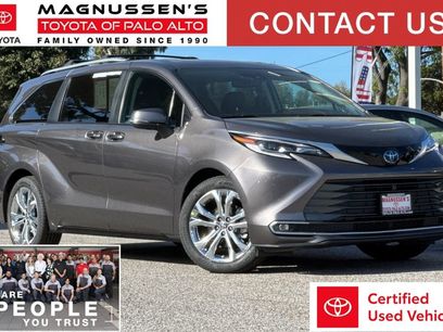 Certified 2023 Toyota Sienna Platinum