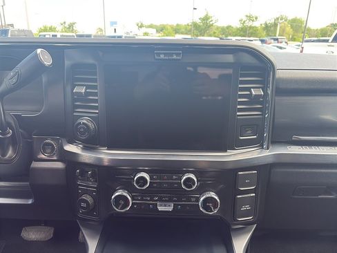 Used 2025 Ford F350 Lariat w/ Lariat Ultimate Package AWD/4WD image 19