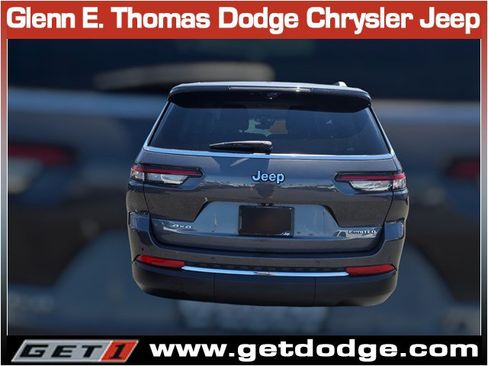 Certified 2023 Jeep Grand Cherokee L Limited w/ Luxury Tech Group II AWD/4WD image 8