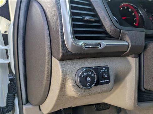 Used 2014 GMC Acadia Denali image 8