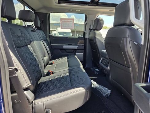 New 2026 Ford F250 Lariat w/ Black Appearance Package AWD/4WD image 18