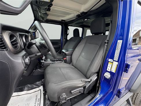 Used 2018 Jeep Wrangler Unlimited Sport image 27
