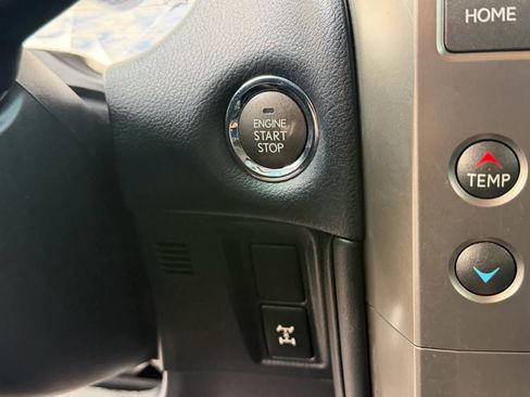 Used 2016 Lexus GX 460 Luxury AWD/4WD image 18