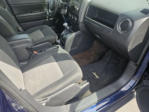 Used 2014 Jeep Patriot Latitude FWD image 14