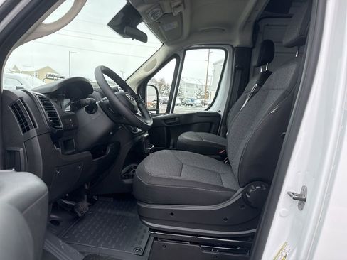 Used 2024 RAM ProMaster 2500 image 10