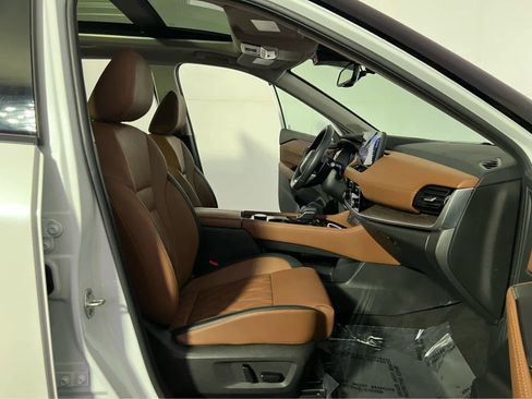 Certified 2024 Nissan Rogue Platinum w/ Platinum Premium Package image 29