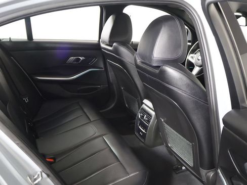 Used 2023 BMW 330i Sedan w/ M Sport Package RWD image 26