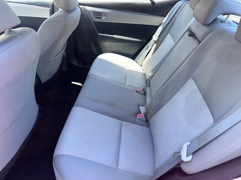 Used 2015 Toyota Corolla LE FWD image 6