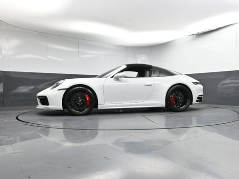 Certified 2024 Porsche 911 Targa 4 GTS image 37