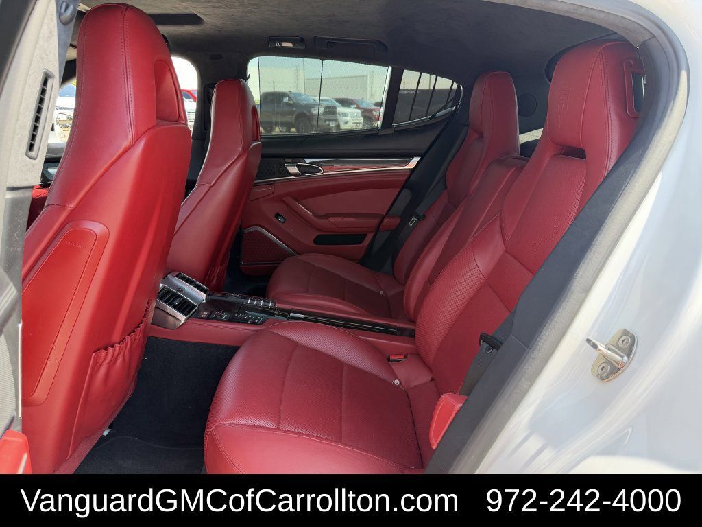 Used 2015 Porsche Panamera AWD/4WD image 29