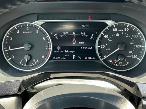 Used 2025 Nissan Pathfinder SL AWD/4WD image 32