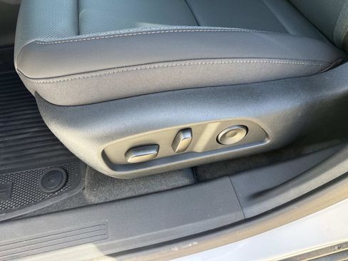 New 2026 GMC Terrain AT4 w/ Convenience Package III AWD/4WD image 21