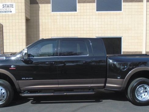 Used 2024 RAM 3500 Limited w/ Safety Group image 3