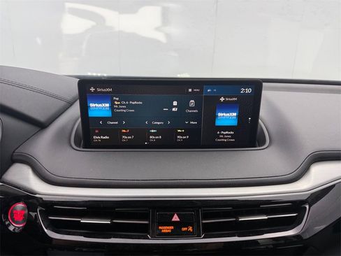 Used 2023 Acura MDX SH-AWD w/ Technology Package image 17