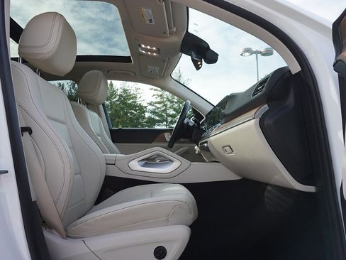 Used 2022 Mercedes-Benz GLE 350 4MATIC image 34