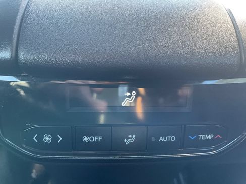 Certified 2025 Toyota Highlander XSE AWD/4WD image 19